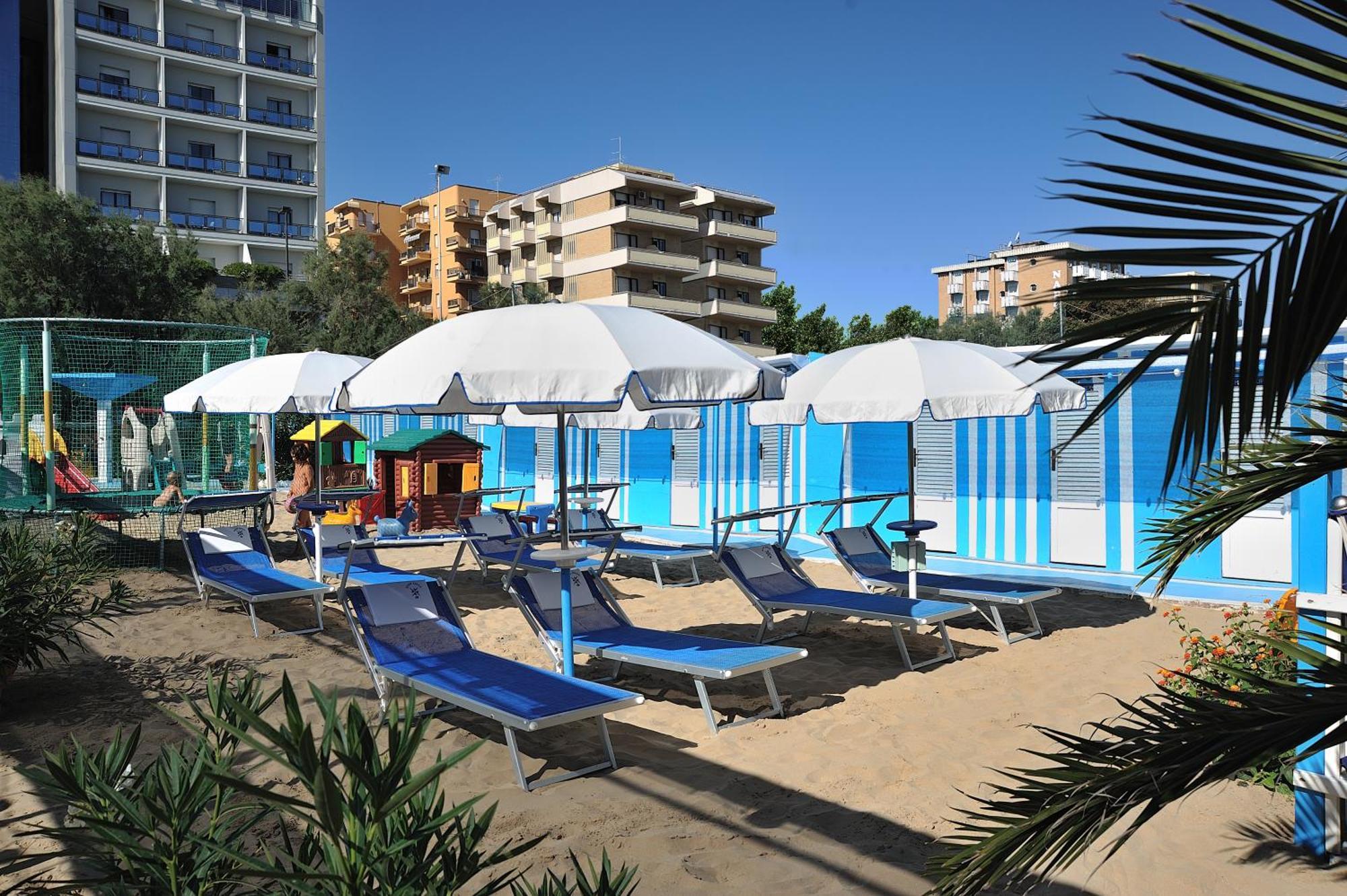 Clipper Hotel Pesaro Exterior foto